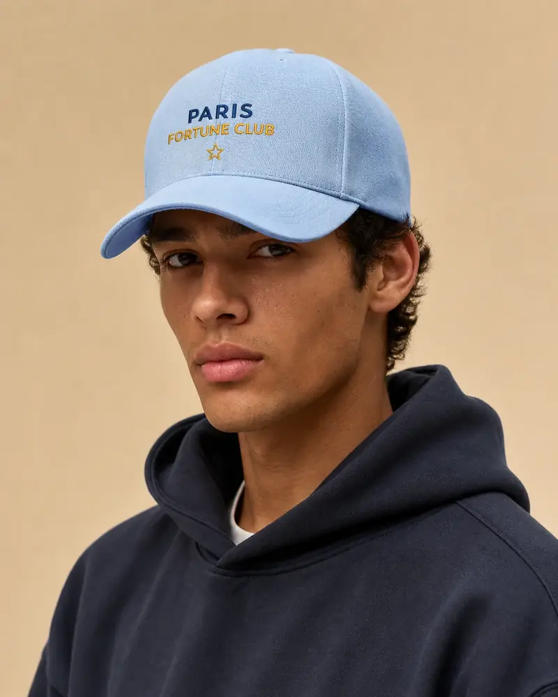 Casquette brodée Paris Fortune Club Bleu ciel